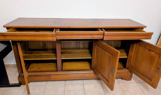 Meubles de meuble en bois massif mélangé, en parfait état