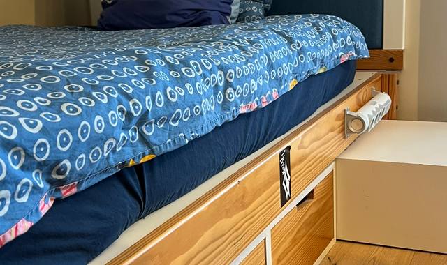 Meubles lit (120 × 200 cm), parfait pour une chambre d’enfant ou d’adolescent