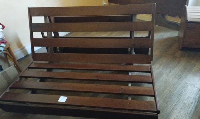 Meubles bZ futon en bois 140cm de large
