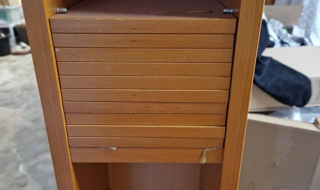 Meubles une tour à CD