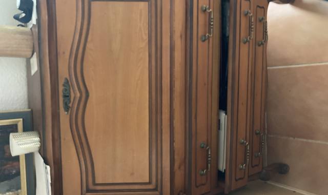 Meubles bureau avec tiroirs et fermeture bon état