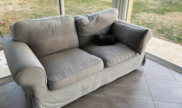 Meubles canapé tissu gris IKEA EKTORP