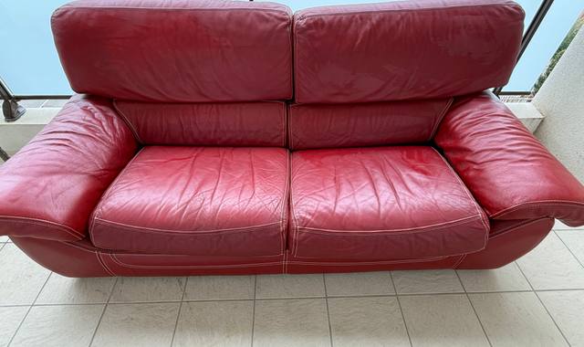 Meubles canapé rouge en cuire