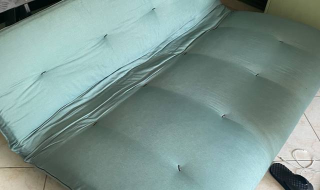 Meubles neuf canape lit futon avec son matelas / urgent