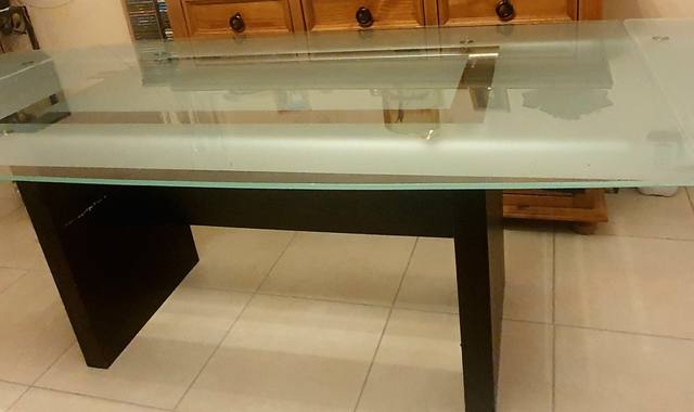 Meubles table en verre 6 pers