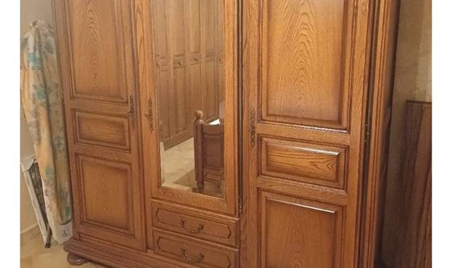 Meubles armoire de chambre et deux chevets
