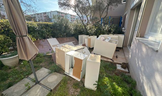 Meubles meuble de cuisine  et plan de travail stratifié