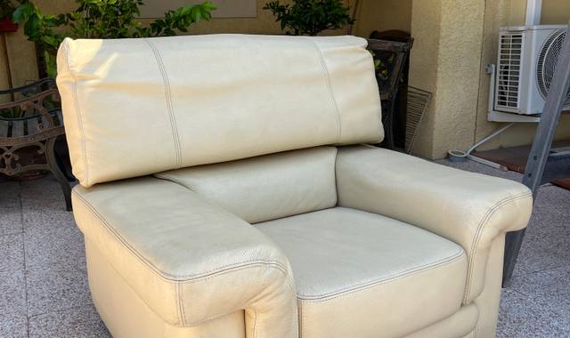 Meubles fauteuil cuir beige