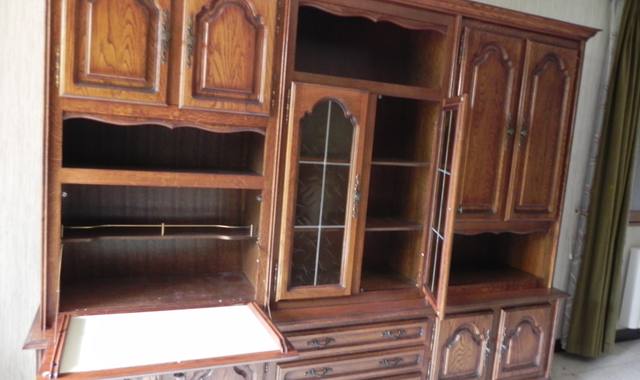 Meubles urgent car la maison sera vendue en Juin.