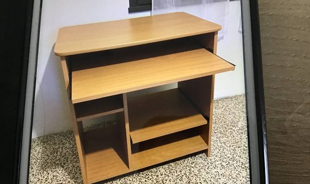 Meubles un bureau informatique