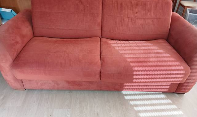 Meubles tRES TRES UGENT Donne canapé