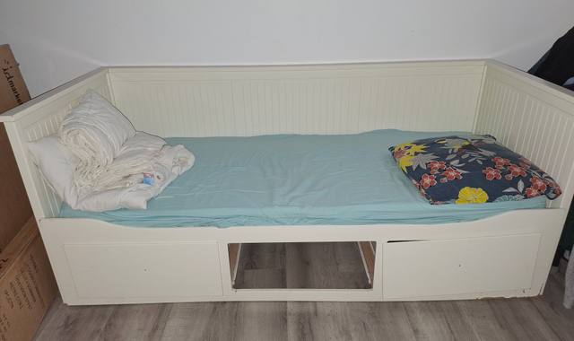 Meubles lit banquette Hemnes Ikea