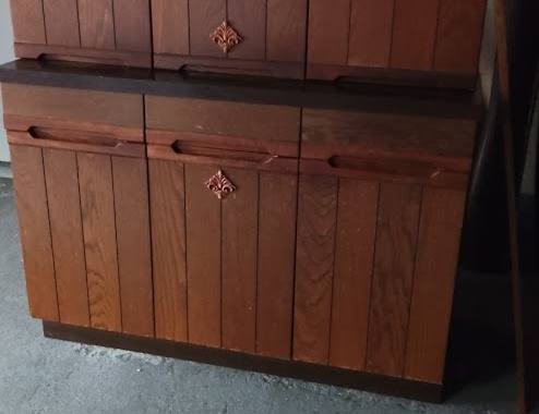 Meubles meuble en bois brun