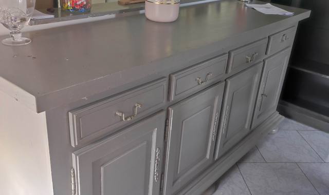 Meubles ensemble salle à manger en chêne repeinte en gris