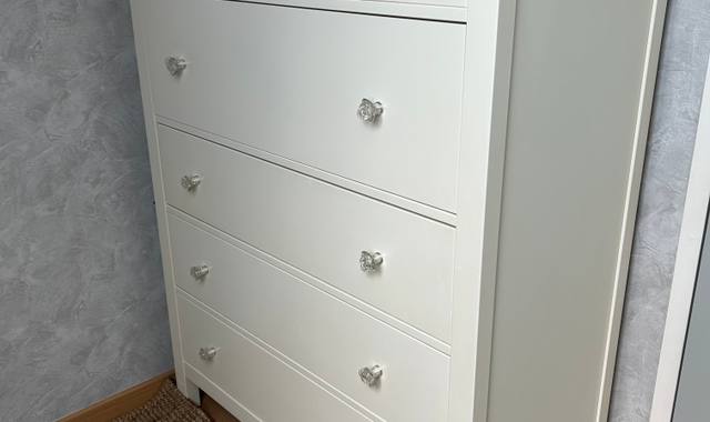 Meubles commode IKEA blanche