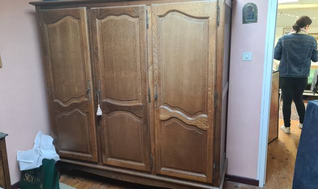 Meubles armoire 3 portes en chêne