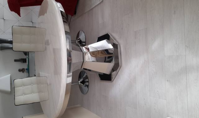 Meubles table et chaise