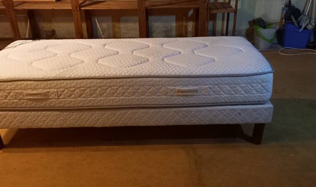 Meubles lit excellent état 1 personne