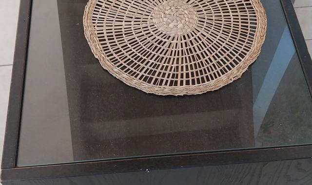 Meubles meuble bas avec vitre