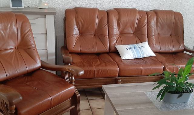 Meubles canapé cuir veritable sur chassis en chêne