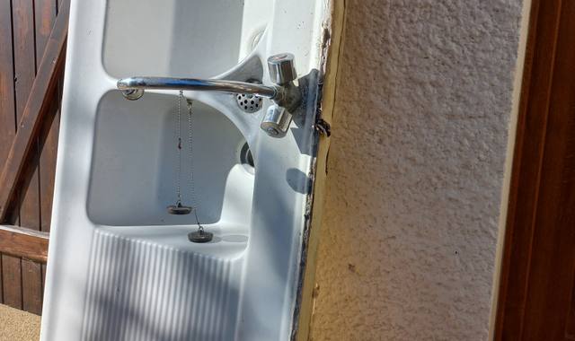 Meubles évier 2 bacs, en céramique blanche