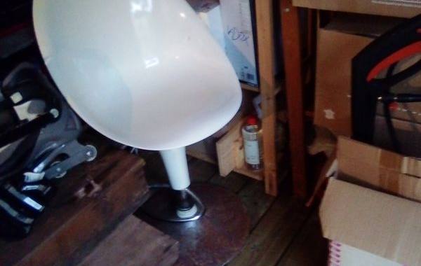 Meubles fauteuil coque années 70