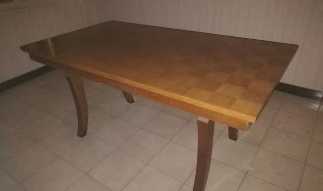 Meubles table