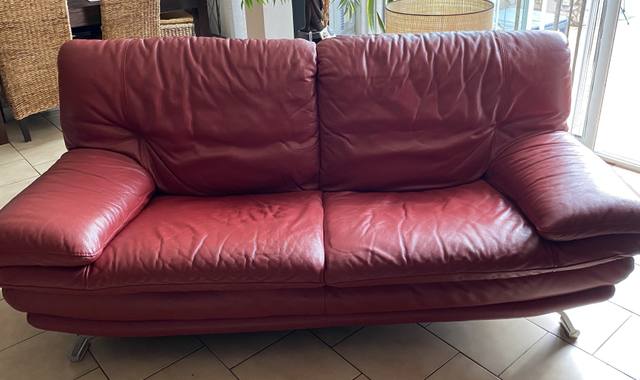 Meubles canapé cuir rouge