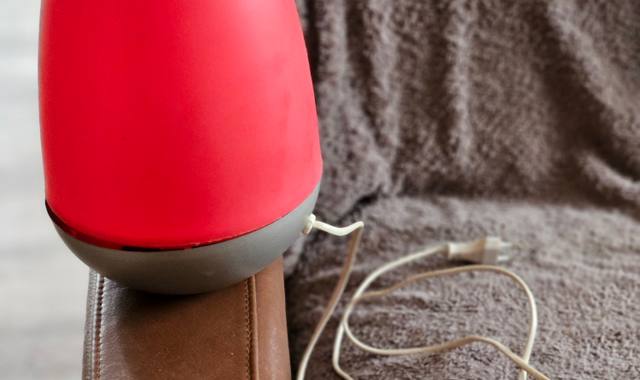 Meubles lampe rouge en forme d  oeuf