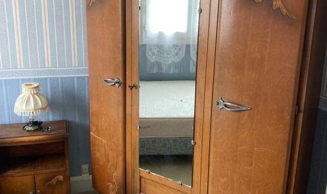 Meubles chambre armoire et table de nuit