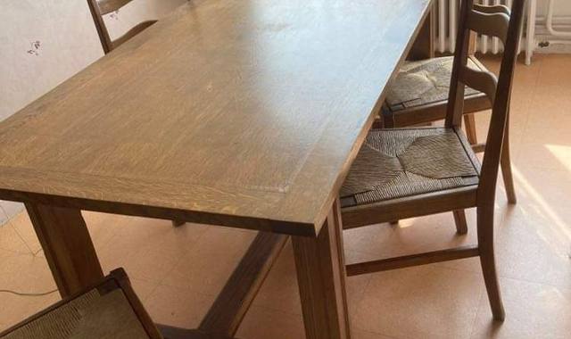 Meubles table chêne avec 6 chaises