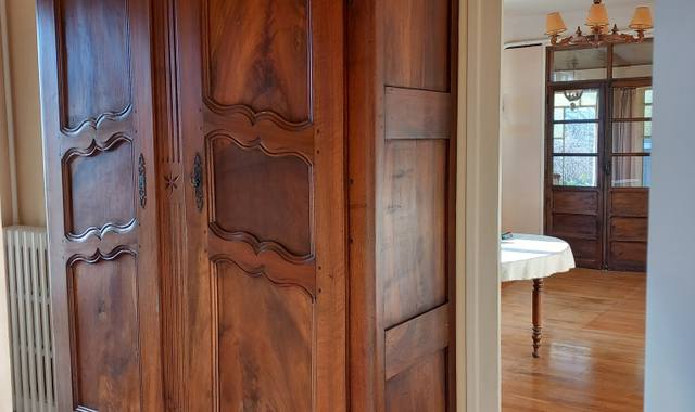 Meubles aRMOIRE en très bon état