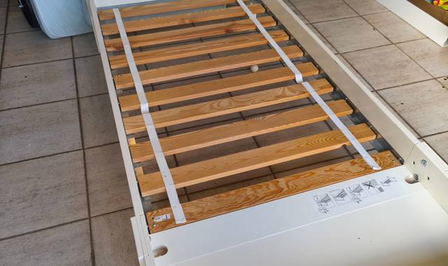 Meubles lit enfant évolutif Ikea modèle vikare