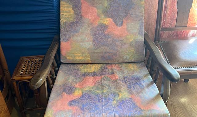 Meubles tissu bois et tissu.