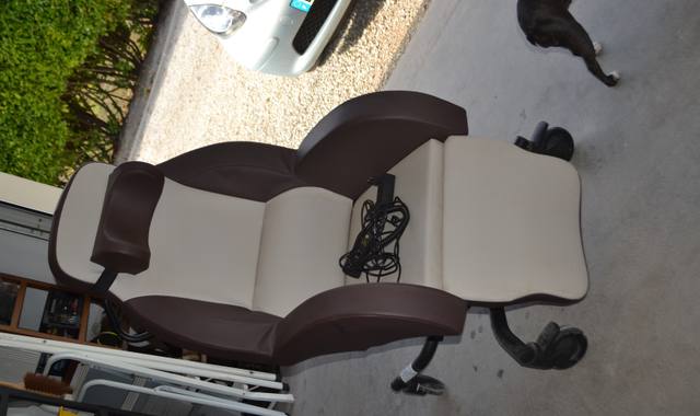 Meubles fauteuil de repos pour personne âgée ou personne handicapée.