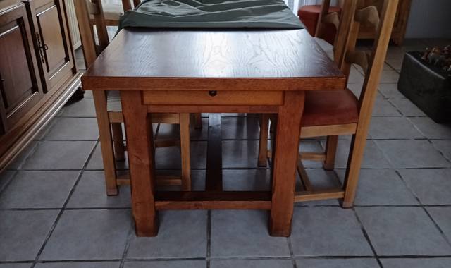Meubles table chêne