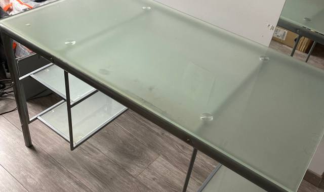 Meubles bureau ordi ou couture
