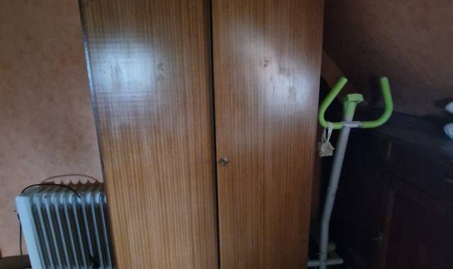 Meubles armoire penderie.