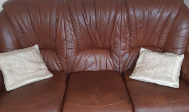 Meubles canapé cuir marron et fauteuil
