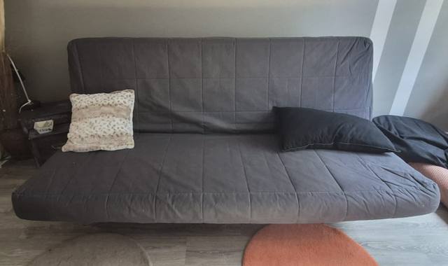 Meubles canapé lit "clic-clac"