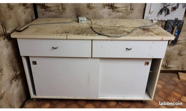 Meubles : Établis avec grands tiroirs