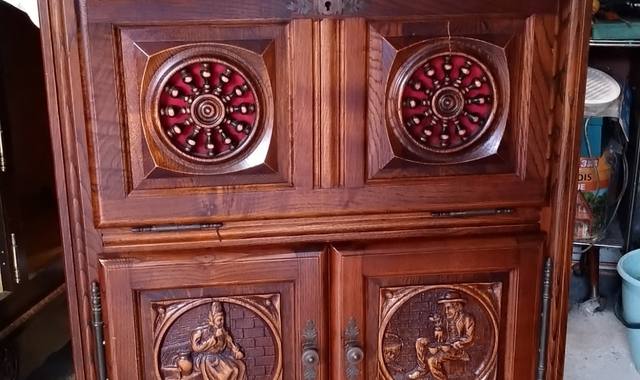 Meubles secrétaire type breton