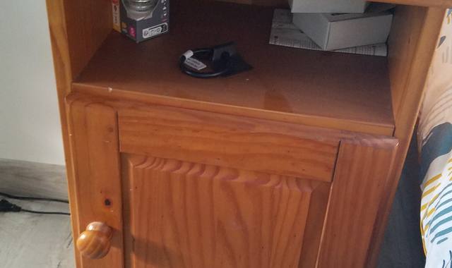 Meubles 1 table de chevet en bois