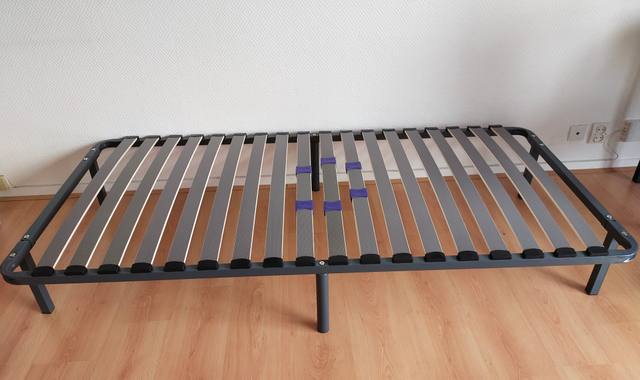 Meubles je donne mon sommier