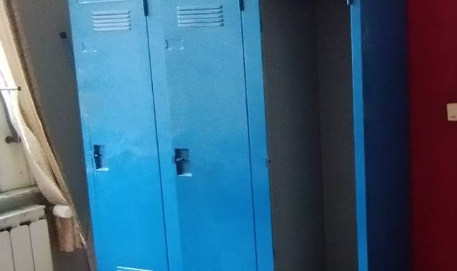 Meubles vestiaire industriel vintage aluminium laqué bleu