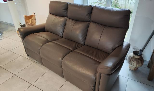 Meubles 1 canapé et 2 fauteuils