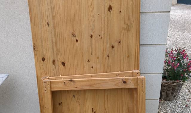 Meubles table en pin massif