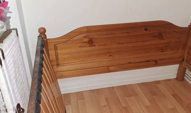 Meubles lit 2 personnes en pin