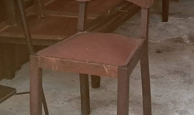 Meubles chaise en bois