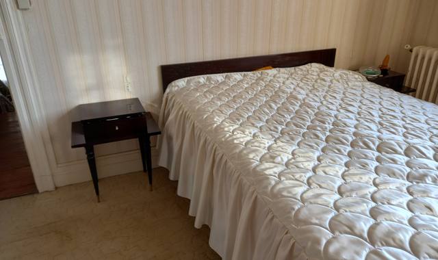 Meubles armoire lit et 2 chevets